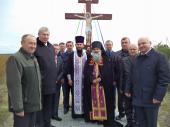 Встановлено хрест перед в'їздом до смт. Червоноармійськ.