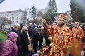 ПАСХА. СВІТЛЕ ХРИСТОВЕ ВОСКРЕСІННЯ: СВЯТКОВА ЛІТУРГІЯ У КАФЕДРАЛЬНОМУ СОБОРІ ЖИТОМИРА